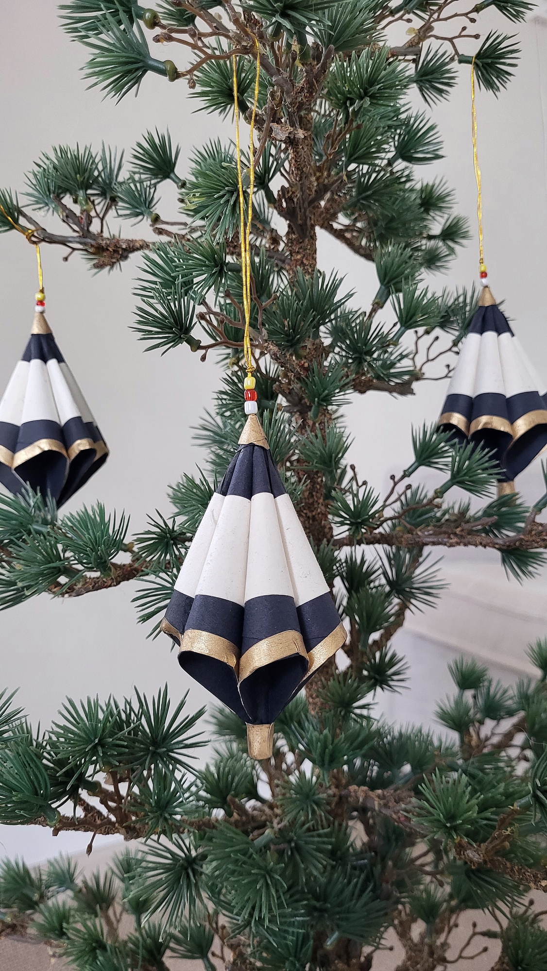 Kersthanger Kegel set van 3