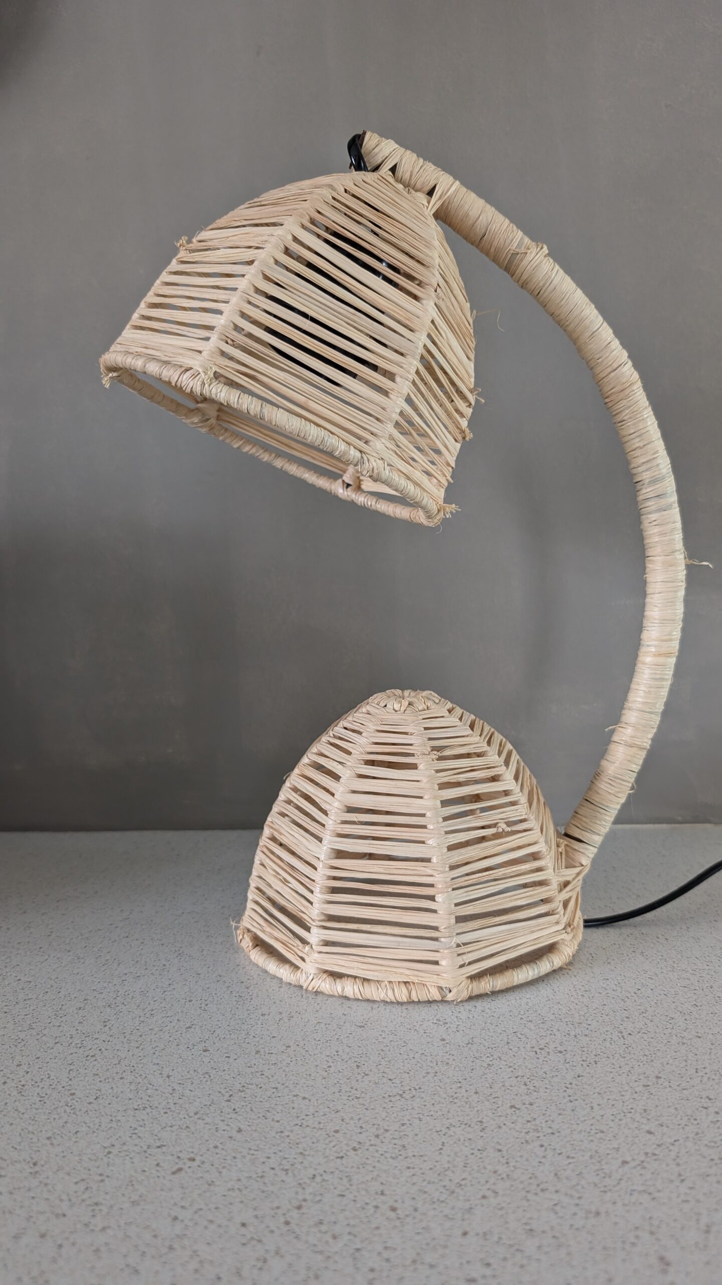 Bureaulamp raffia